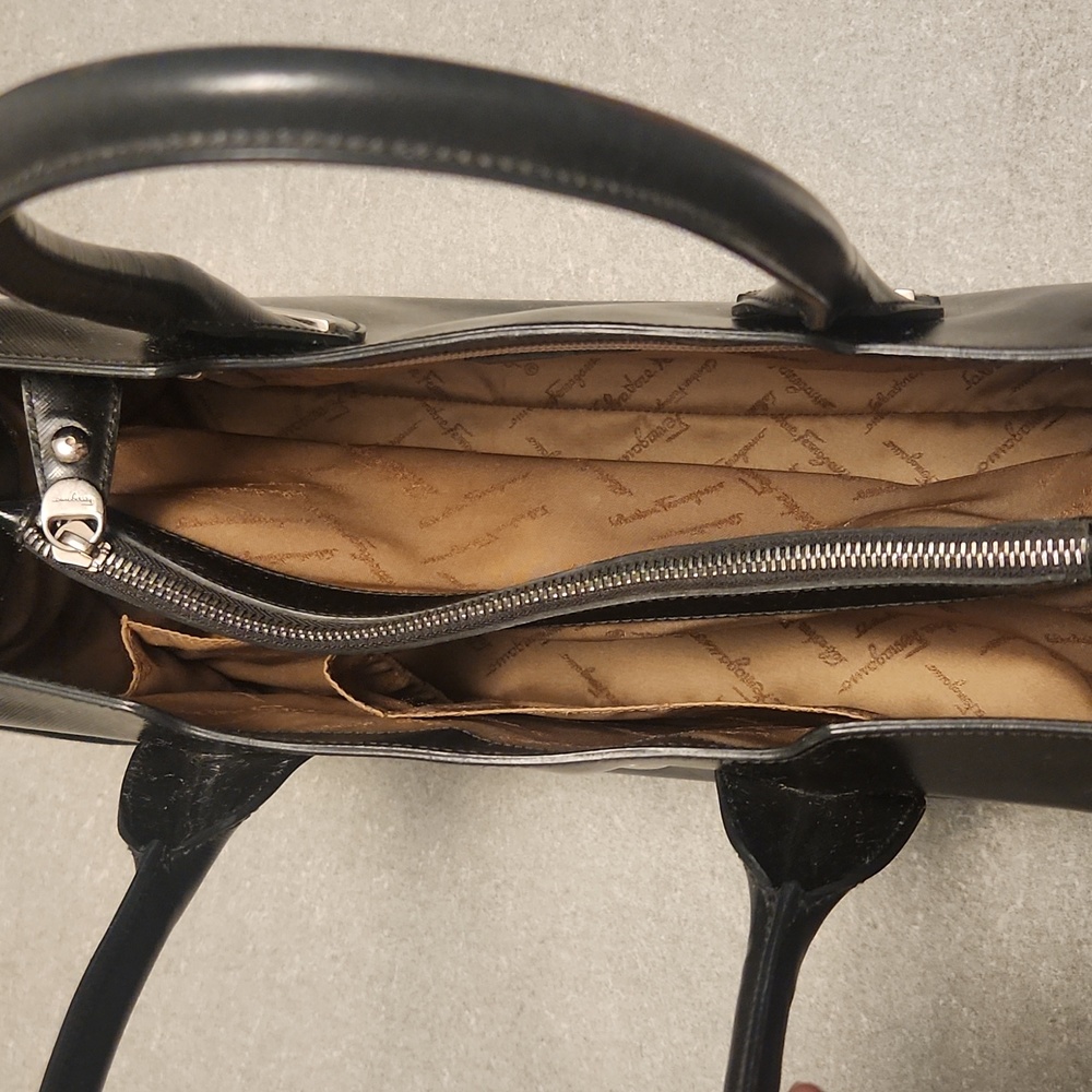 Ferragamo Tote - Picture 3 of 4